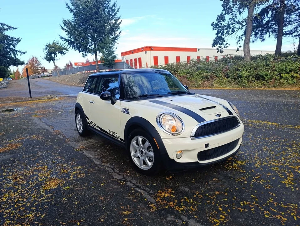 2009 Mini Mini 2nd Gen - Image 14 of 18