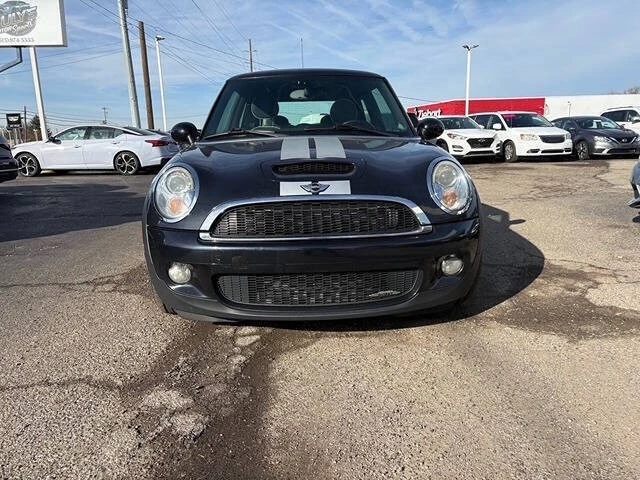 2009 Mini Mini John Cooper Works 2nd Gen - Image 2 of 12