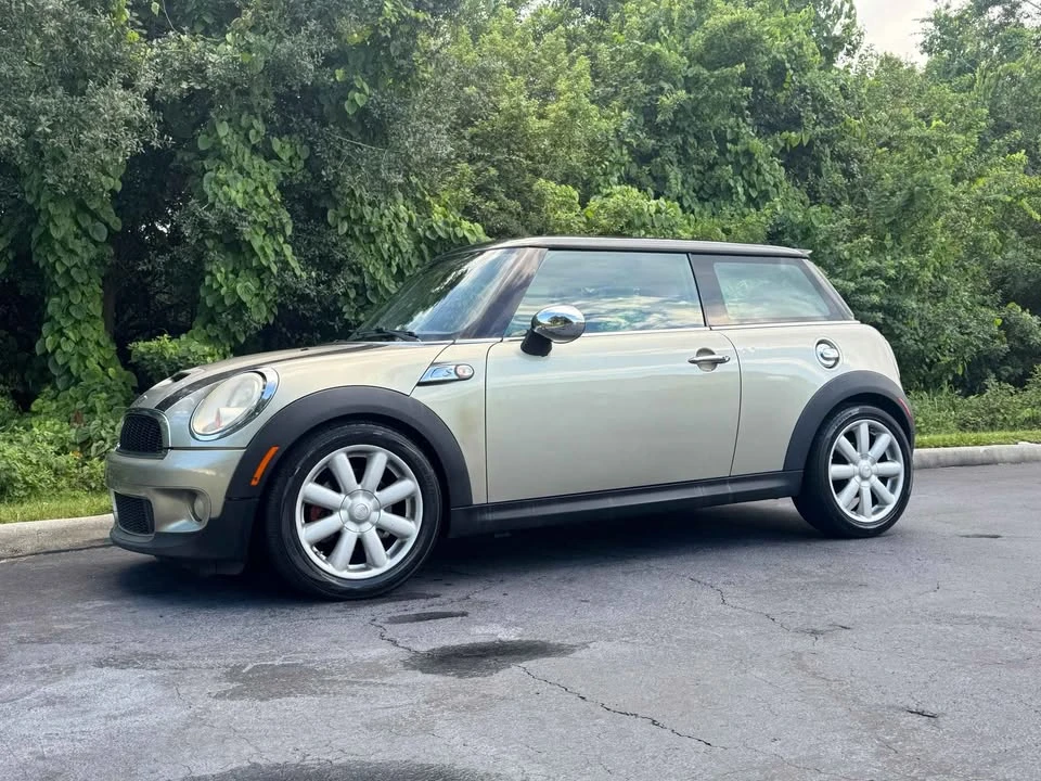 2009 Mini Mini 2nd Gen - Image 3 of 10