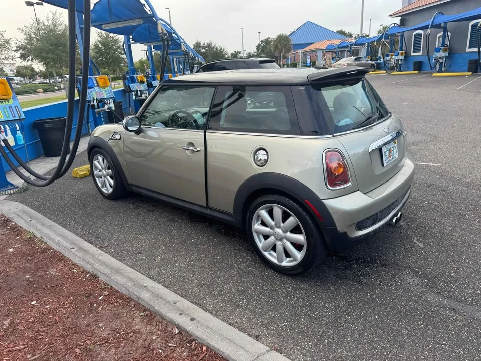 2009 Mini Mini 2nd Gen - Image 6 of 10