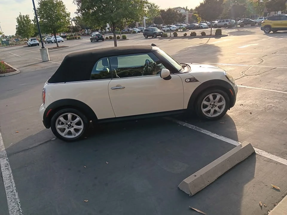 2009 Mini Mini 2nd Gen - Image 5 of 5