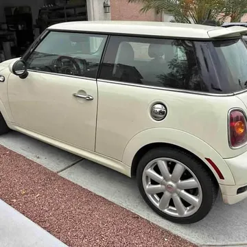 2009 MINI Cooper S Hatchback 2D