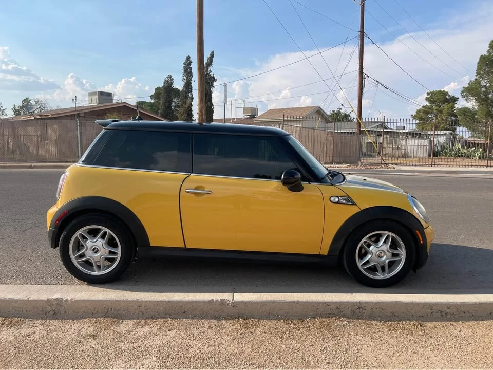 2009 Mini Mini 2nd Gen - Image 3 of 11