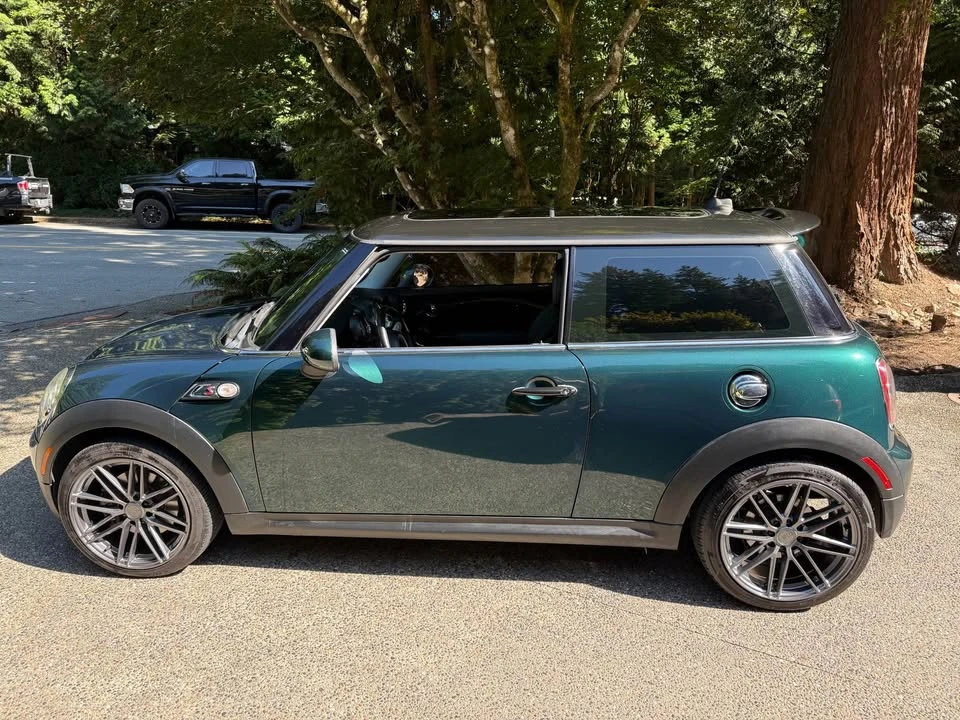 2009 Mini Mini 2nd Gen - Image 4 of 6