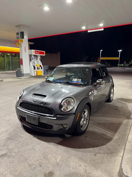 2009 Mini Mini 2nd Gen - Image 16 of 18