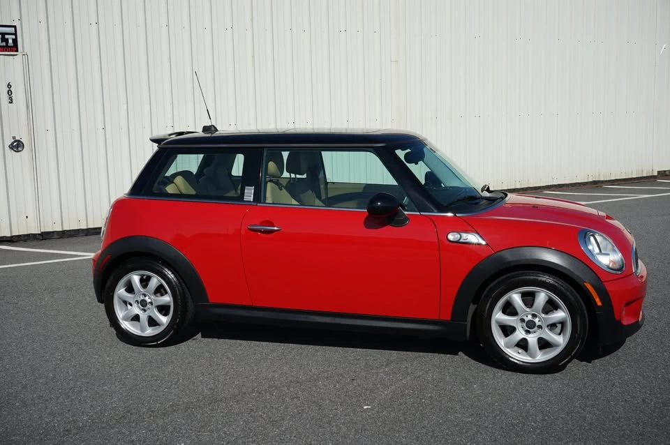 2009 Mini Mini 2nd Gen - Image 13 of 20
