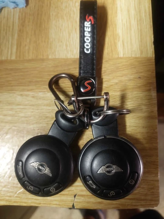 2009 Mini Coupe & Roadster - Image 16 of 17