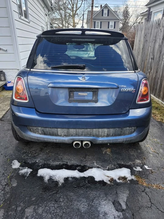 2009 Mini Mini 2nd Gen - Image 2 of 5