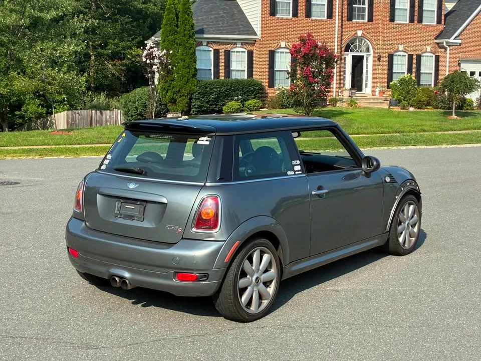 2009 Mini Coupe & Roadster - Image 4 of 8