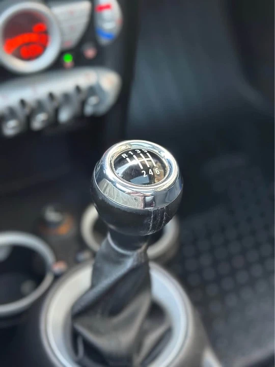 2009 Mini Mini John Cooper Works 2nd Gen - Image 11 of 14