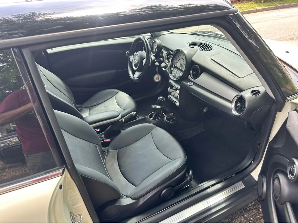 2009 Mini Mini 2nd Gen - Image 8 of 9