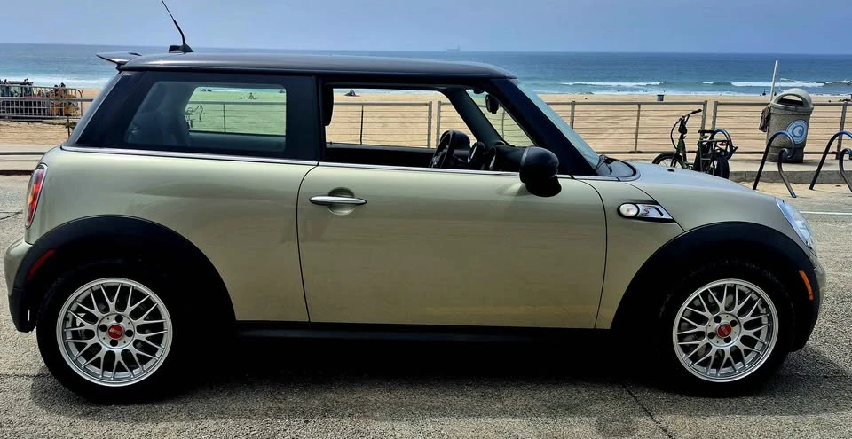 2009 Mini Mini 2nd Gen - Image 6 of 15