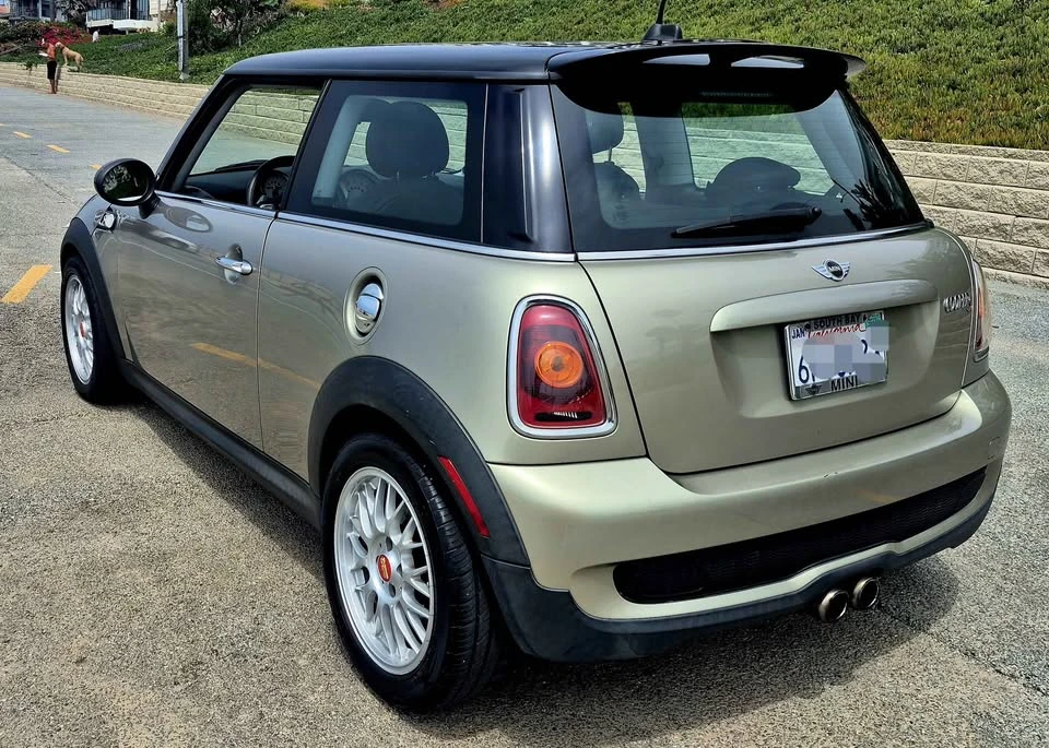 2009 Mini Mini 2nd Gen - Image 4 of 15