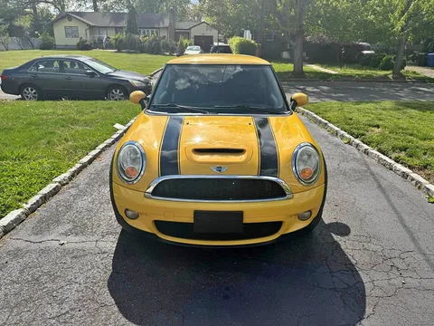 2009 MINI Hardtop 2 Door Cooper S Hatchback 2D