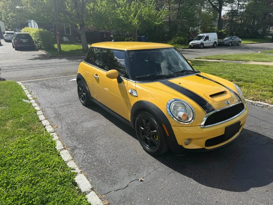 2009 Mini Mini 2nd Gen - Image 3 of 11