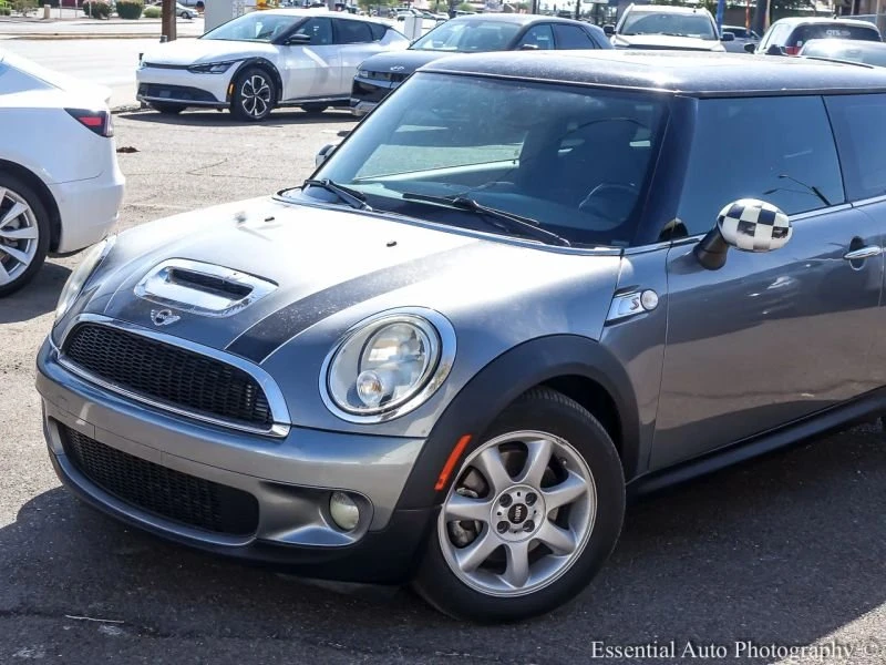 2009 Mini Mini 2nd Gen - Image 2 of 17