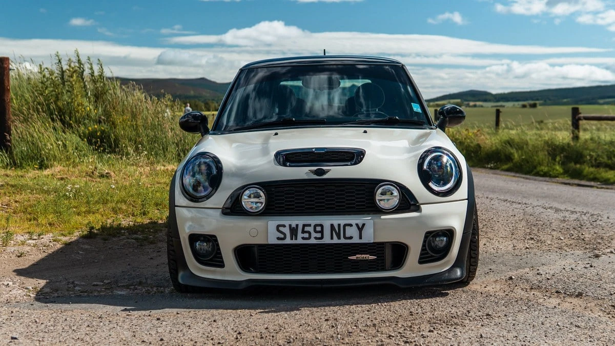 2009 Mini Mini John Cooper Works 2nd Gen - Image 10 of 31