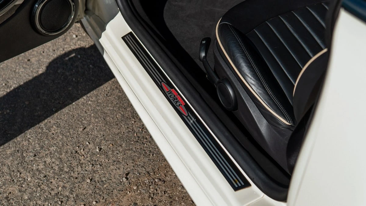 2009 Mini Mini John Cooper Works 2nd Gen - Image 28 of 31
