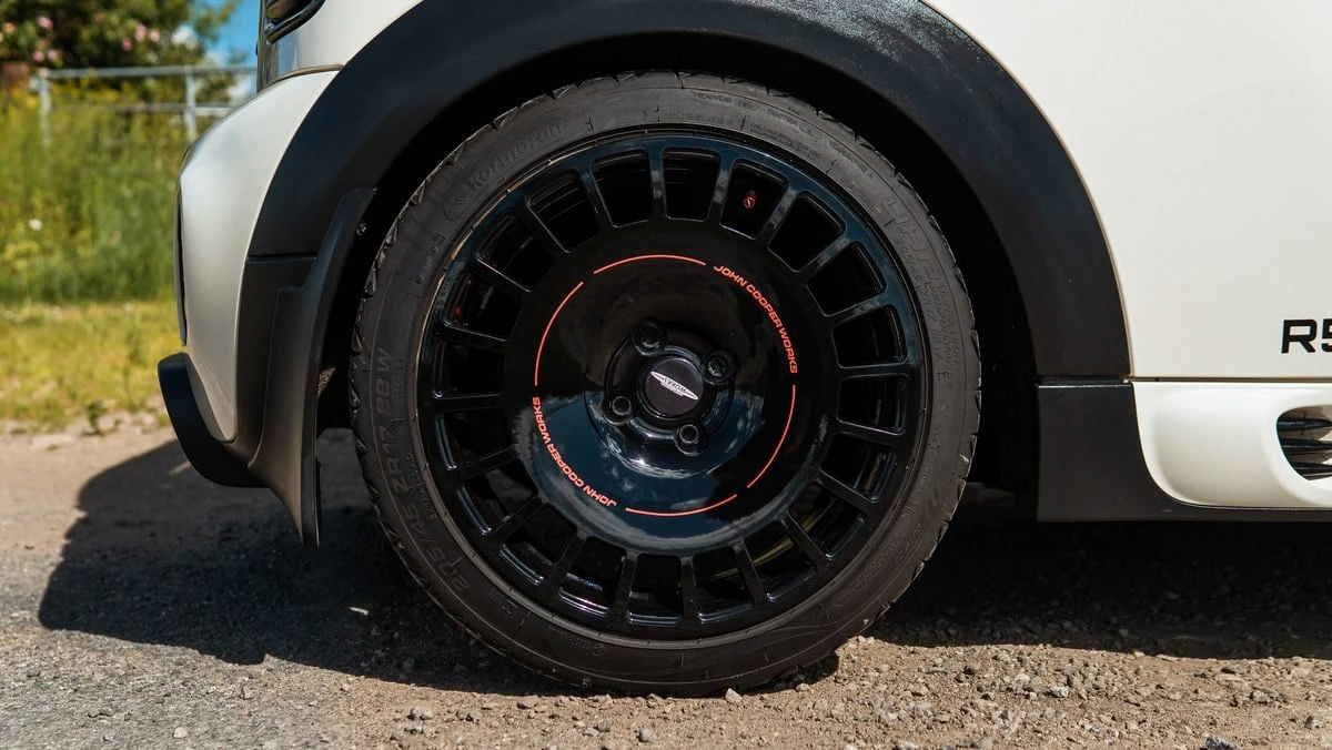 2009 Mini Mini John Cooper Works 2nd Gen - Image 27 of 31