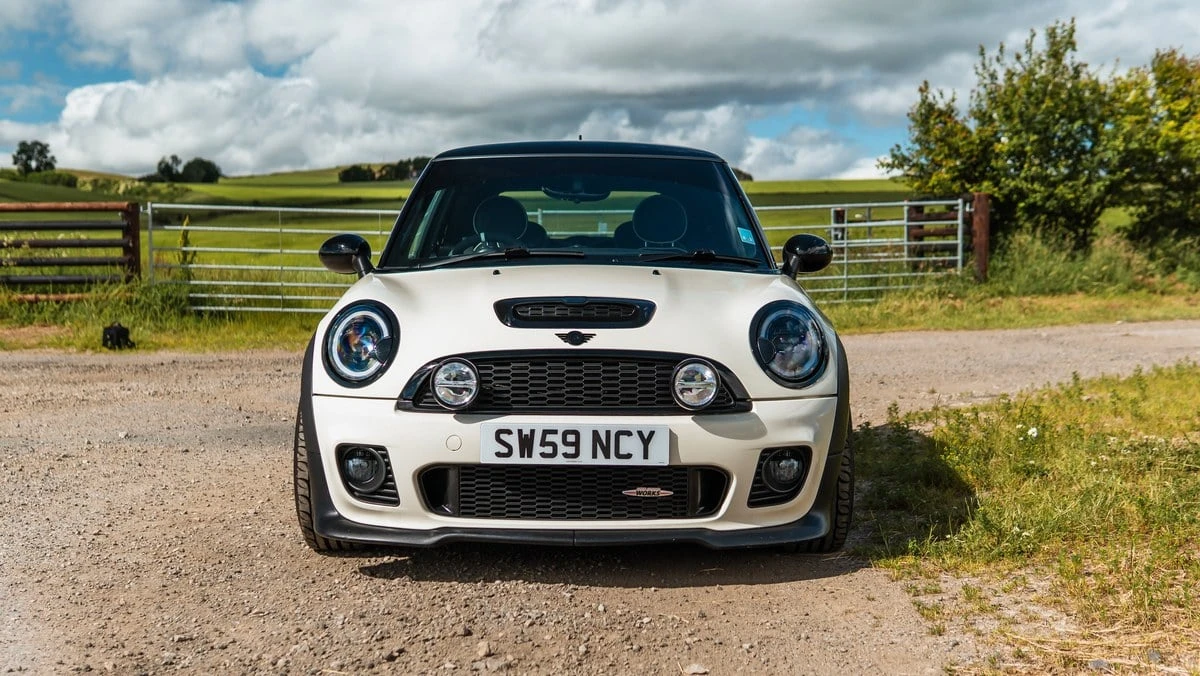 2009 Mini Mini John Cooper Works 2nd Gen - Image 16 of 31