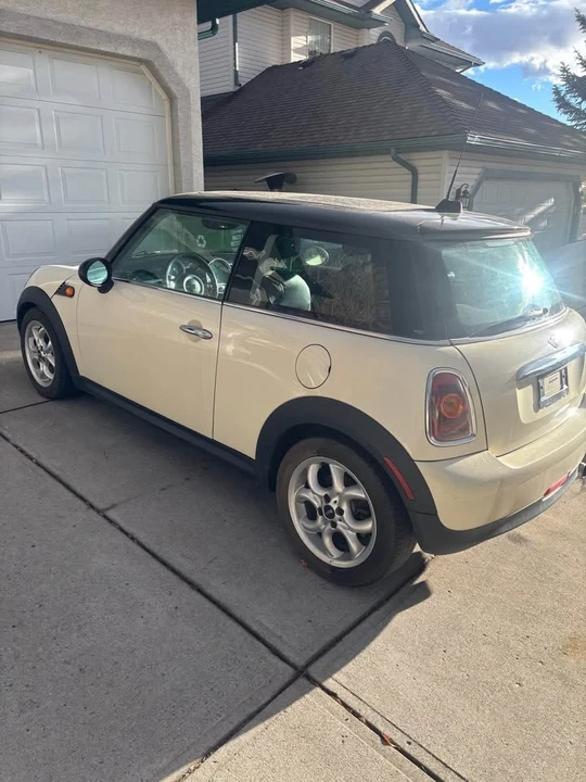 2009 Mini Mini 2nd Gen - Image 2 of 8