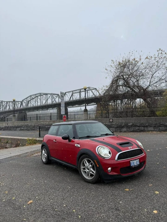 2009 Mini Mini 2nd Gen - Image 2 of 20