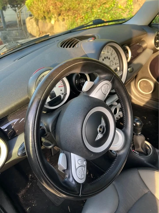 2009 Mini Mini 2nd Gen - Image 4 of 10