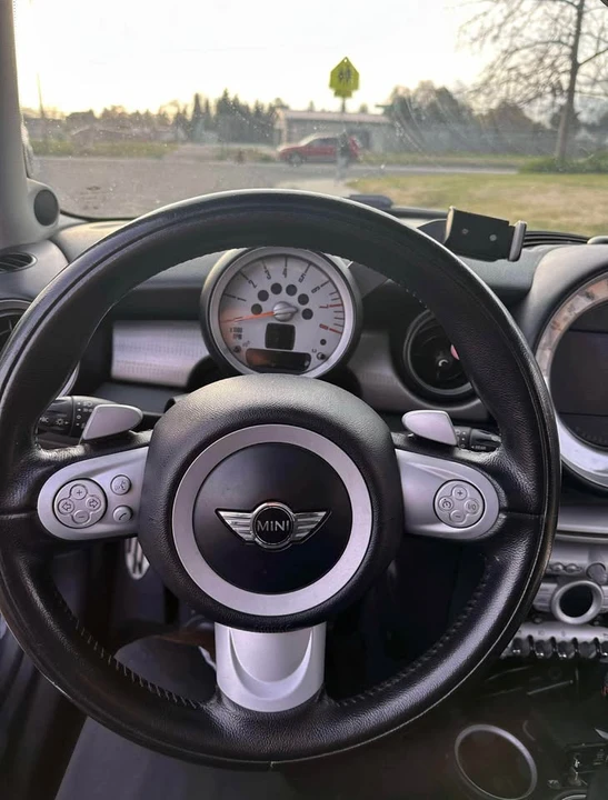 2009 Mini Mini 2nd Gen - Image 6 of 8