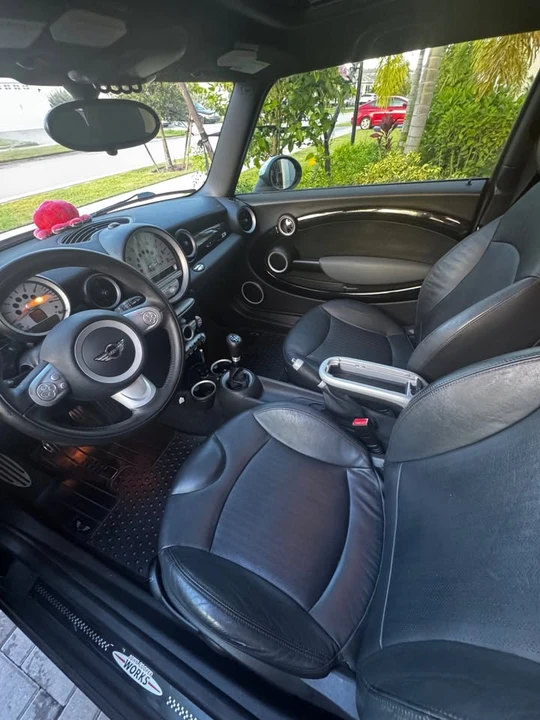 2009 Mini Mini John Cooper Works 2nd Gen - Image 11 of 14