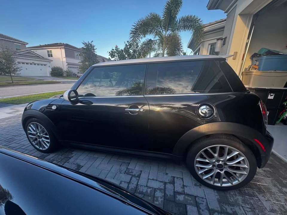 2009 Mini Mini John Cooper Works 2nd Gen - Image 2 of 14