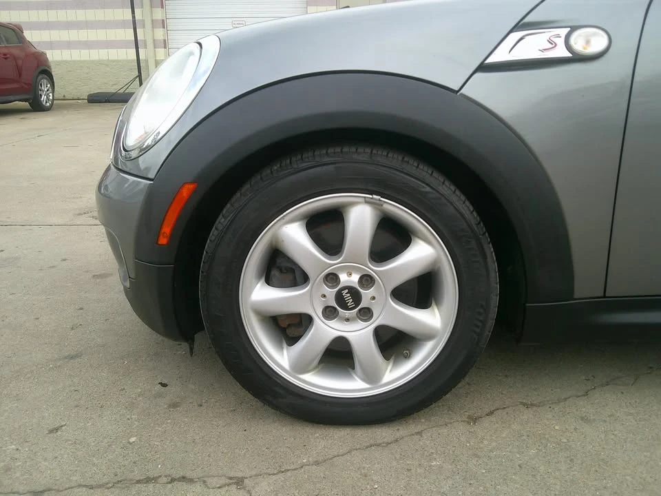 2009 Mini Mini Cooper S 1st Gen - Image 16 of 20