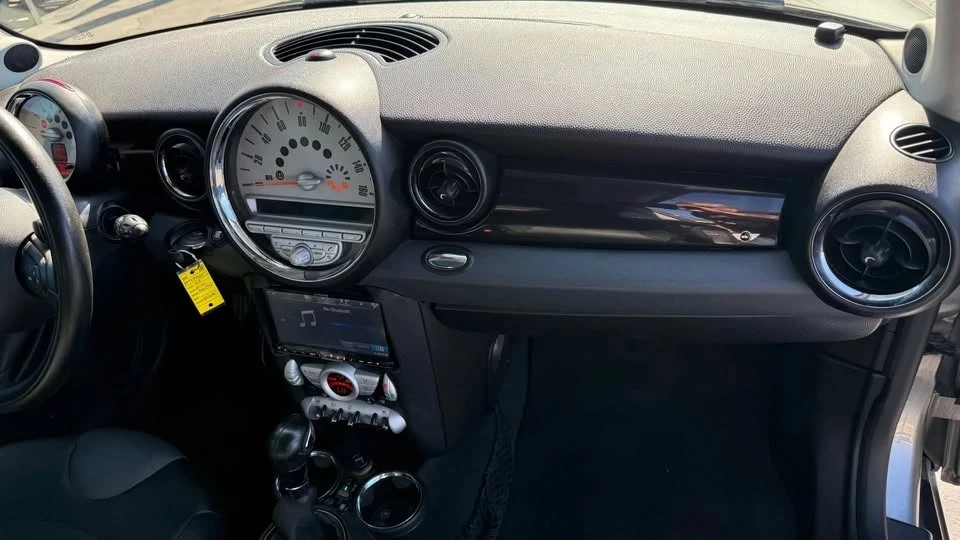 2009 Mini Mini 2nd Gen - Image 14 of 18
