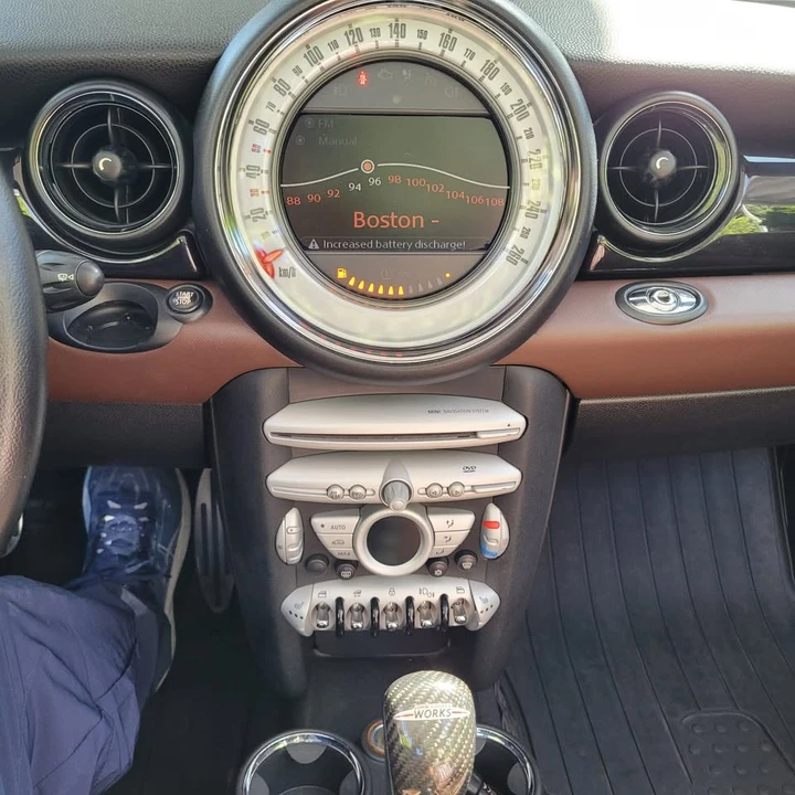 2009 Mini Mini John Cooper Works 2nd Gen - Image 11 of 17