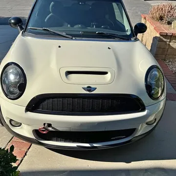 2009 MINI JCW R56