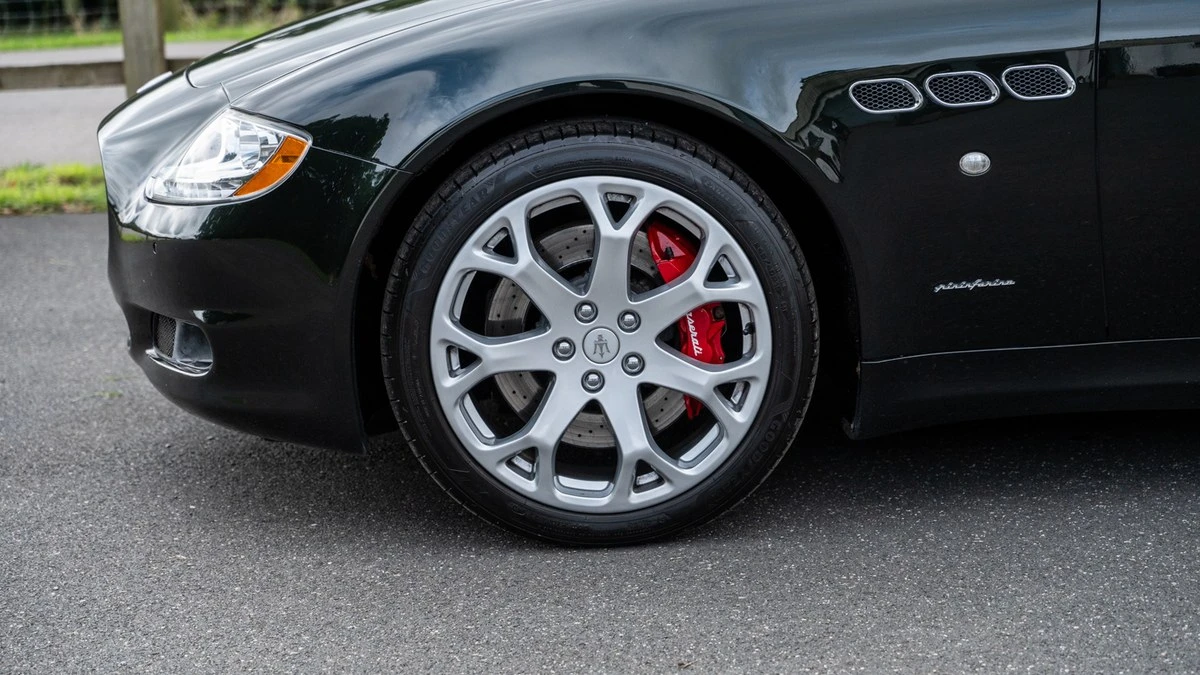 2009 Maserati Quattroporte 5th Gen - Image 13 of 30