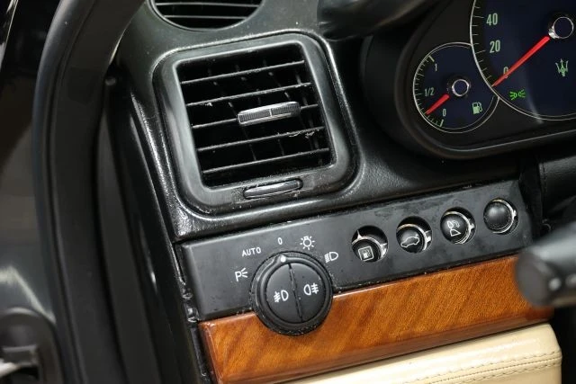 2009 Maserati Quattroporte 5th Gen - Image 18 of 31