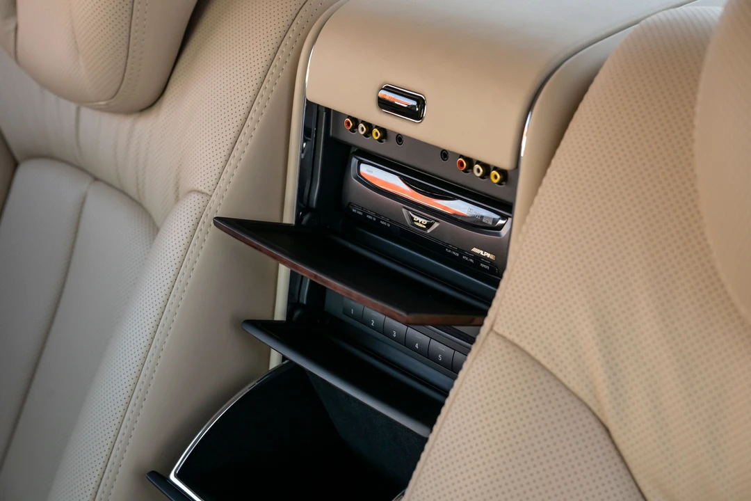 2009 Maybach 57 - Image 15 of 31
