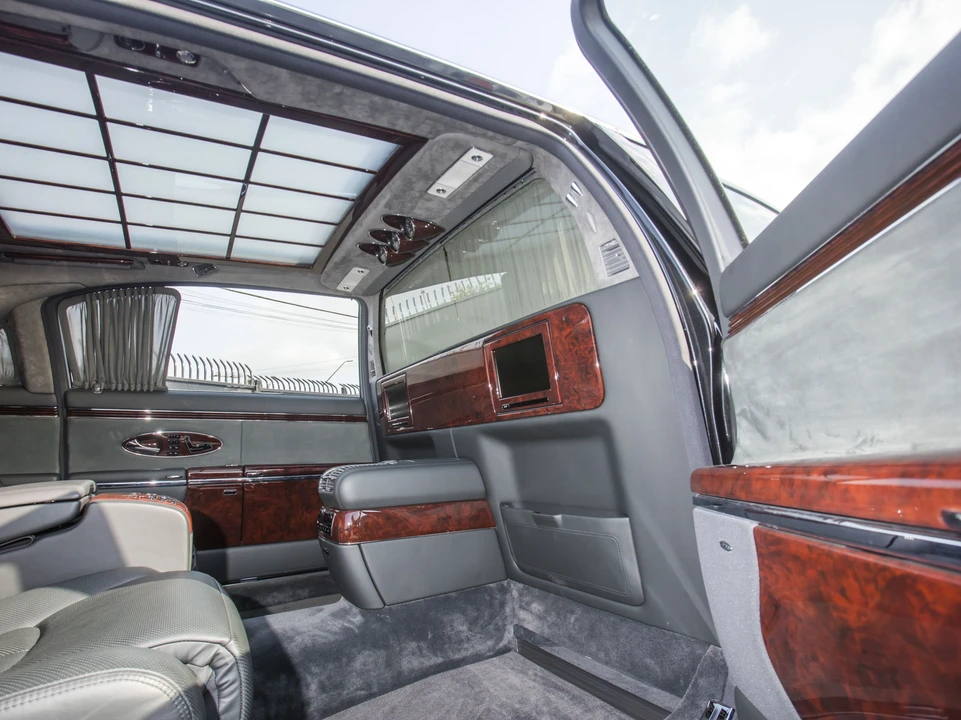 2009 Maybach 62 - Image 23 of 31
