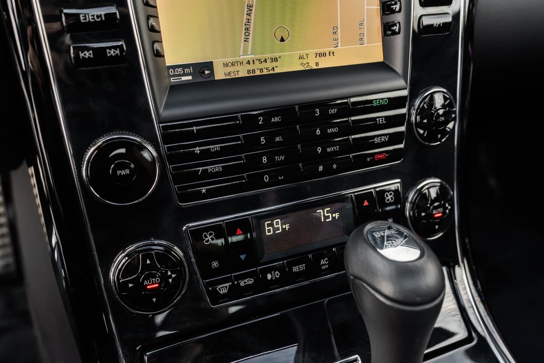 2009 Maybach - Image 17 of 21
