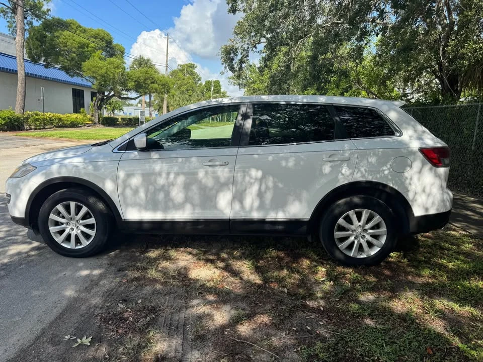 2009 Mazda CX-9 - Image 2 of 18