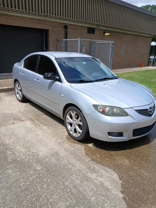 2009 Mazda Mazda 3 1st Gen - Image 2 of 3