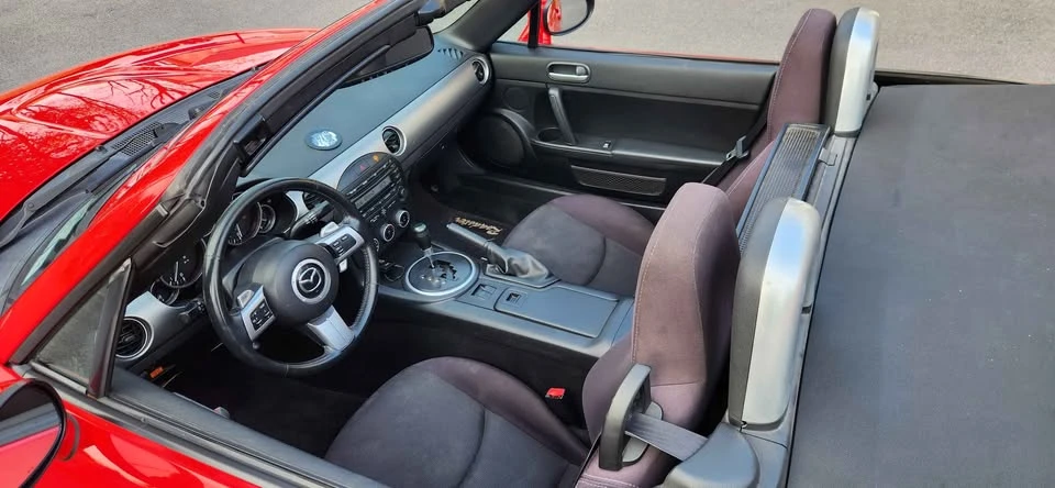 2009 Mazda NC MX-5 Miata - Image 9 of 10