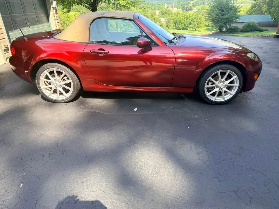 2009 Mazda NC MX-5 Miata - Image 2 of 9
