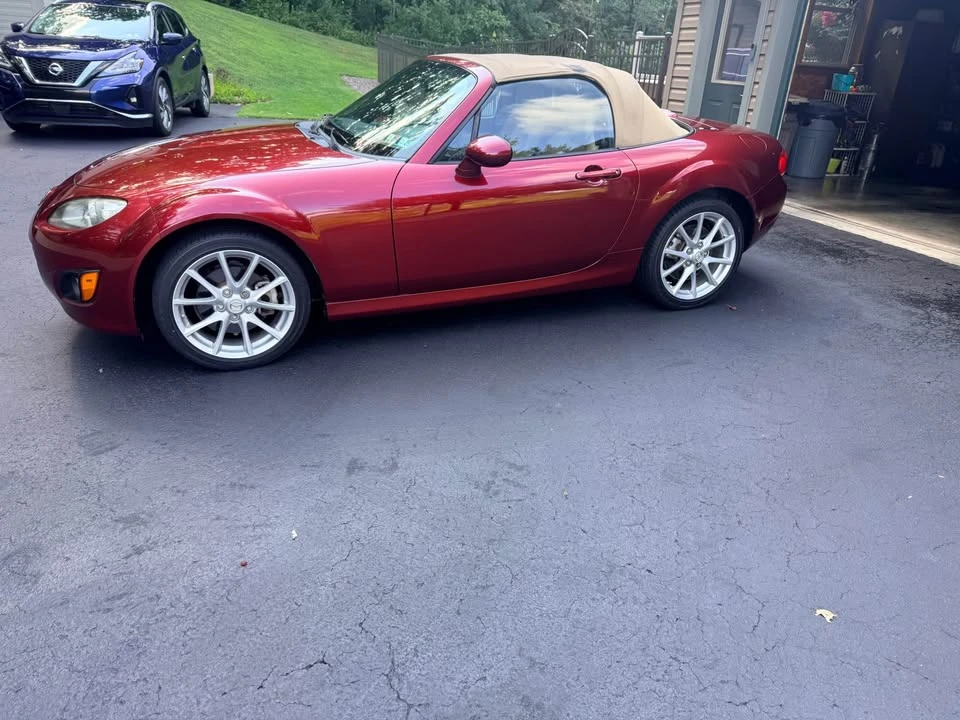 2009 Mazda NC MX-5 Miata - Image 3 of 9
