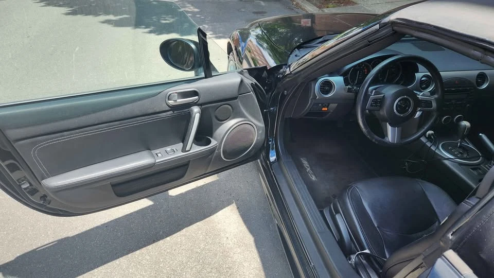 2009 Mazda NC MX-5 Miata - Image 11 of 20
