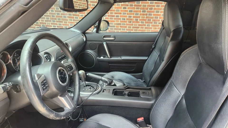 2009 Mazda NC MX-5 Miata - Image 9 of 20