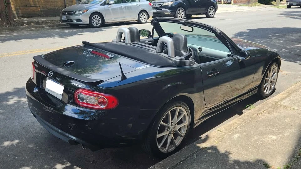 2009 Mazda NC MX-5 Miata - Image 8 of 20