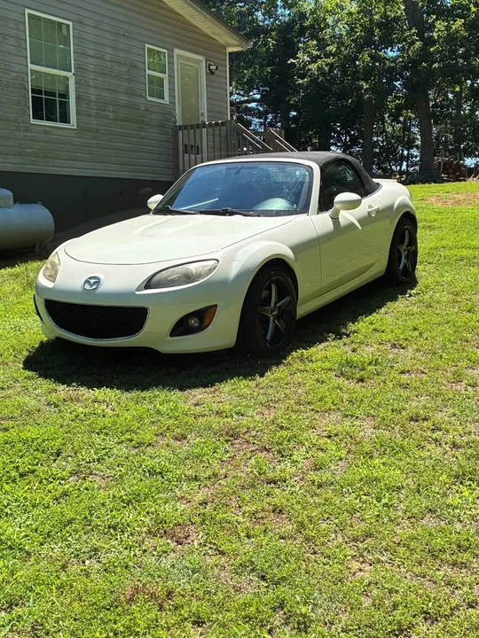 2009 Mazda NC MX-5 Miata - Image 3 of 10