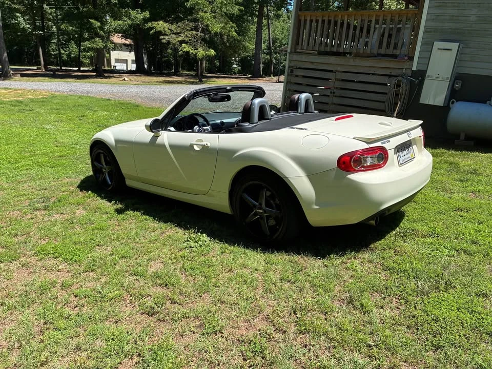 2009 Mazda NC MX-5 Miata - Image 4 of 10