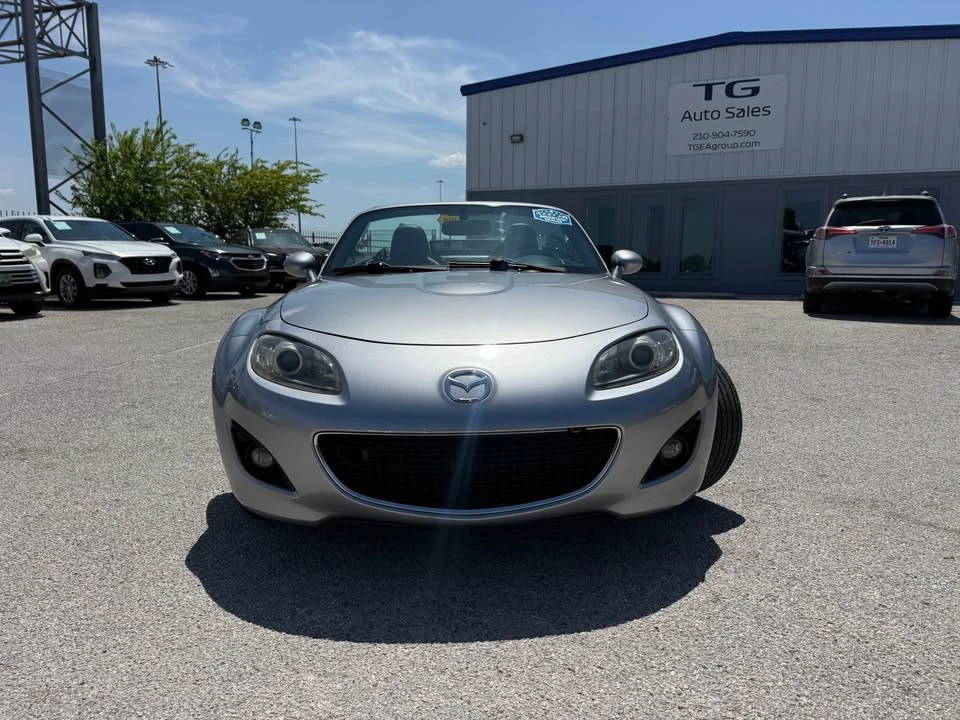 2009 Mazda NC MX-5 Miata - Image 2 of 20